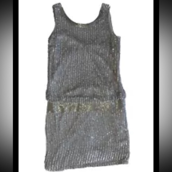 Adrianna Papell Silver Sequined Semi Formal Mini Dress Sleeveless Size 2 - Picture 2 of 10
